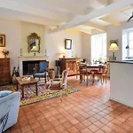 Beautiful Home In Saint-Jean-Le-Thomas With Wifi Saint-Jean-le-Thomas